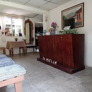 Huellas Hostel Antigua